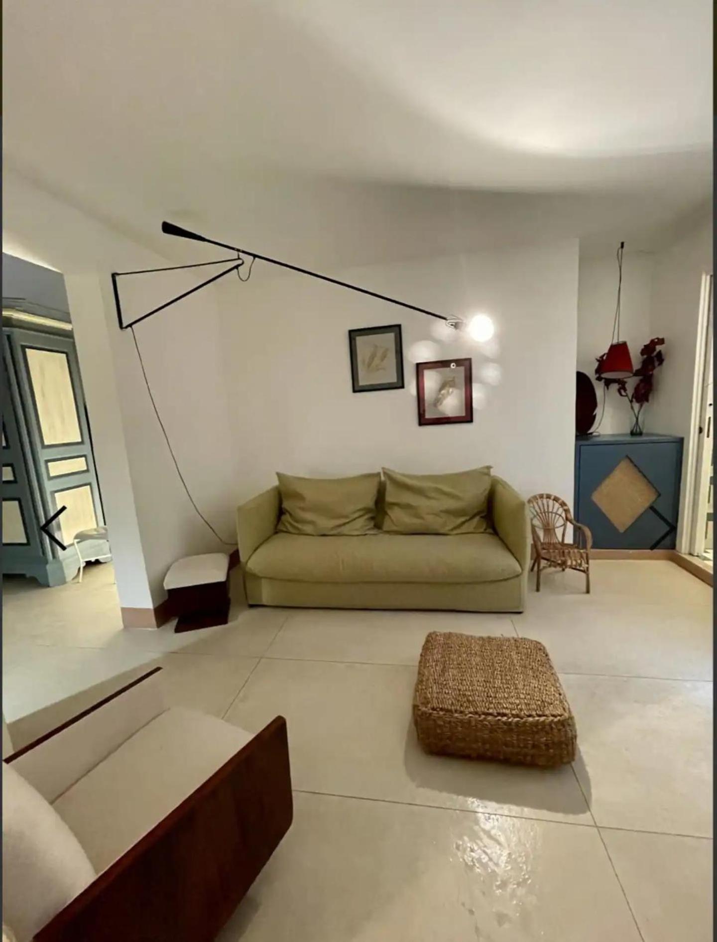 Apartment Garden At Palazzo Famularo *